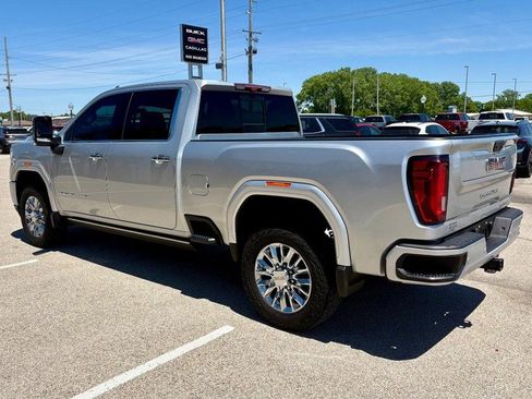 Used 2022 GMC Sierra 2500 Denali w/ Denali Ultimate Package AWD/4WD image 7