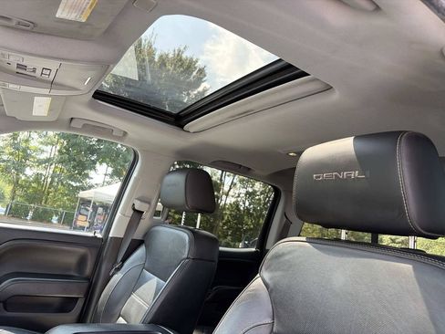 Used 2018 GMC Sierra 1500 Denali AWD/4WD image 25