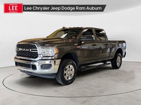 Used 2022 RAM 2500 Big Horn w/ Snow Chief Group AWD/4WD image 1