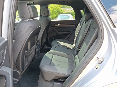 Certified 2024 Audi Q5 2.0T Premium Plus image 10