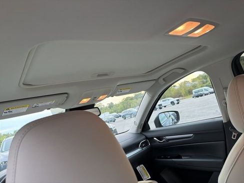New 2025 MAZDA CX-5 AWD 2.5 S w/ Preferred Package image 8
