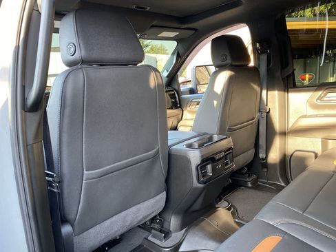 Used 2024 GMC Sierra 2500 AT4 w/ AT4 Premium Plus Package AWD/4WD image 15