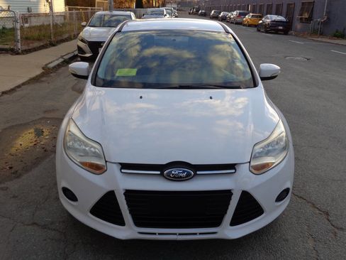 Used 2014 Ford Focus SE image 35