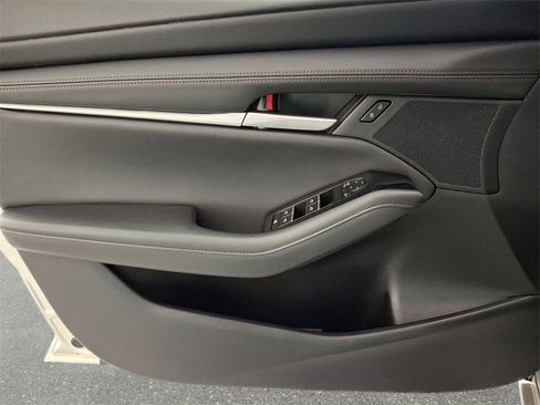 Used 2025 MAZDA MAZDA3 s Sport image 15