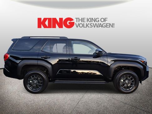 Used 2026 Toyota 4Runner SR5 AWD/4WD image 2