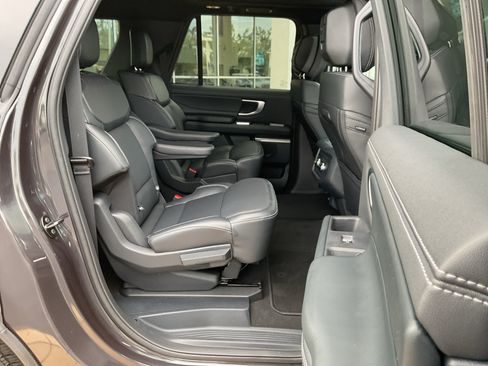 New 2026 Ford Expedition Max Platinum w/ Stealth Appearance Package AWD/4WD image 61