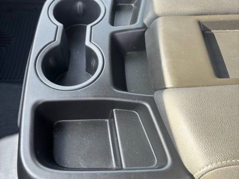 Used 2024 GMC Sierra 1500 SLE image 23