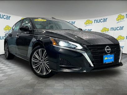 Used 2023 Nissan Altima 2.5 SL