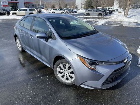 Used 2024 Toyota Corolla LE image 1