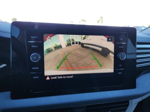 New 2026 Volkswagen Jetta SE image 18