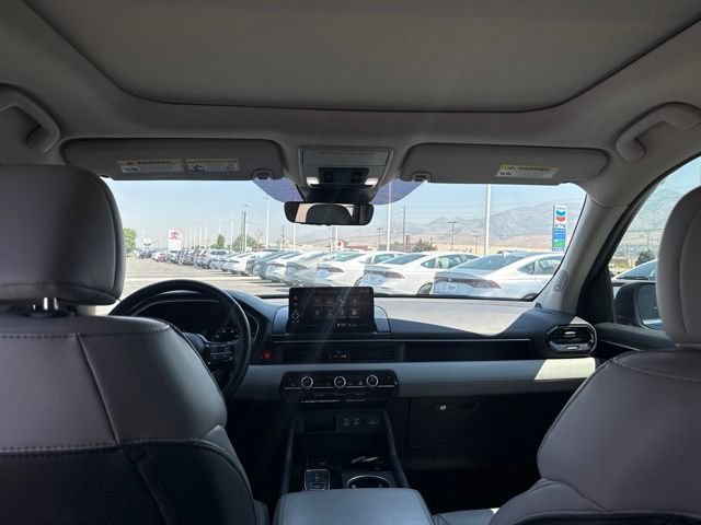 Used 2025 Honda Pilot Touring image 20