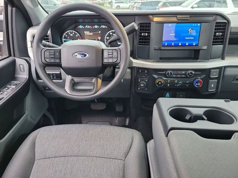 New 2026 Ford F250 XL w/ XL Off-Road Package image 12