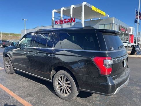 Used 2018 Ford Expedition Max Limited image 3