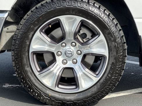 Used 2024 RAM 1500 Laramie image 14