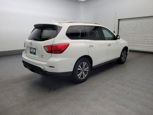 Used 2019 Nissan Pathfinder SL AWD/4WD image 9