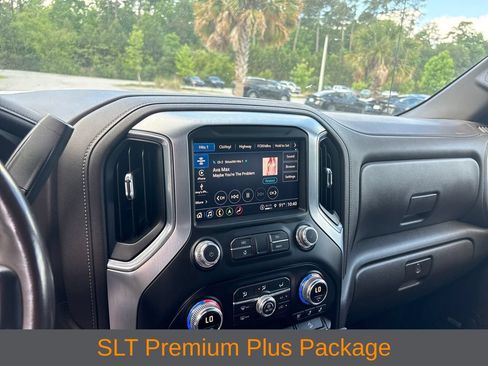 Used 2021 GMC Sierra 1500 SLT w/ SLT Premium Plus Package AWD/4WD image 16
