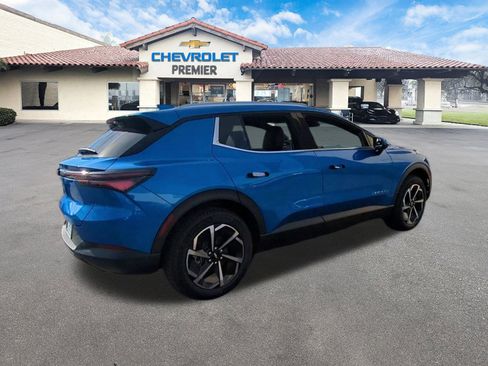 New 2026 Chevrolet Equinox EV LT image 8