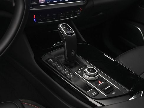 New 2024 Maserati Levante GT Ultima image 37