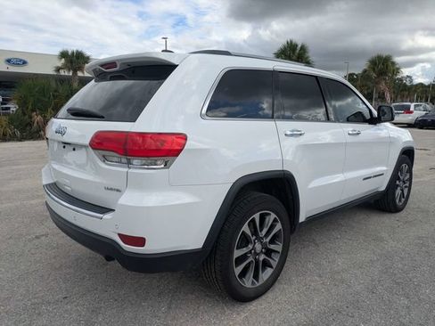 Used 2018 Jeep Grand Cherokee Limited RWD image 3