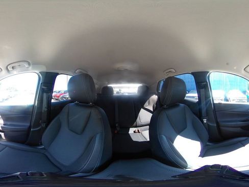 Used 2025 Buick Encore GX Preferred FWD image 41