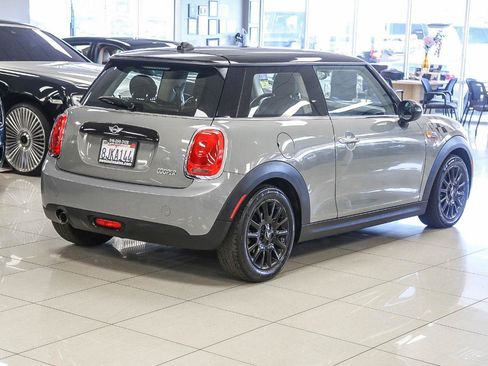 Used 2016 MINI Cooper 2-Door Hardtop FWD image 8