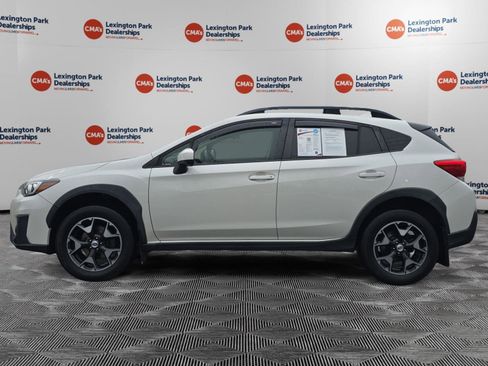 Used 2018 Subaru Crosstrek 2.0i Premium w/ Eyesight System image 4