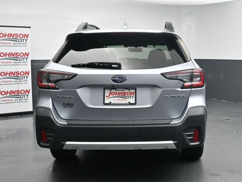 Used 2020 Subaru Outback Limited AWD/4WD image 8