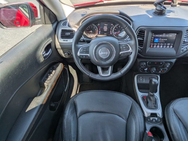 Used 2019 Jeep Compass Latitude w/ Popular Equipment Group FWD image 15