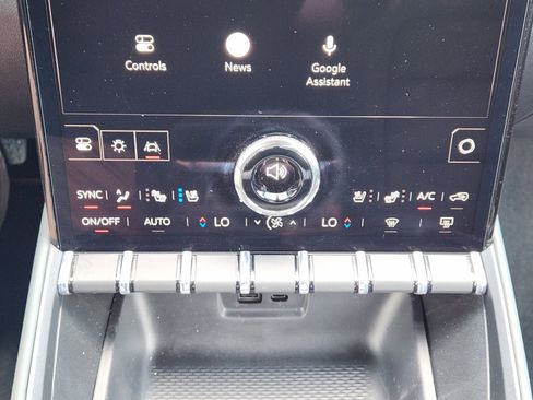 Used 2026 GMC Terrain AT4 w/ Convenience Package III image 22