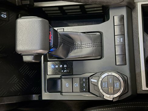 Used 2025 Toyota Tacoma TRD Off-Road image 25