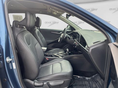 Used 2023 Kia Niro SX Touring FWD image 15