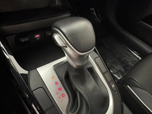 Used 2024 Kia Forte GT-Line FWD image 22