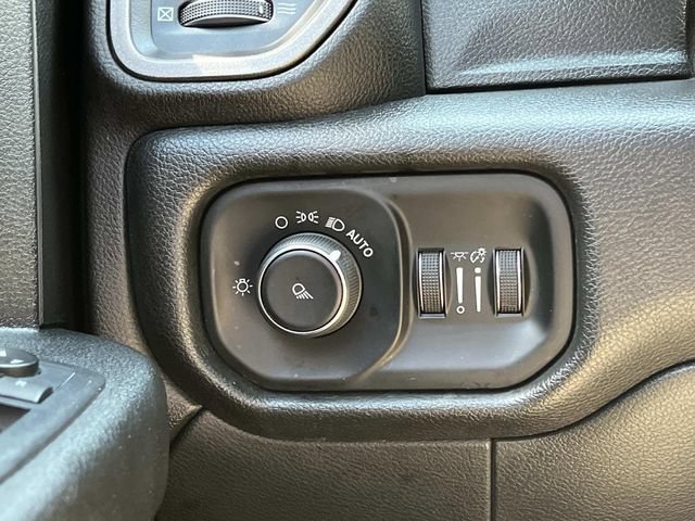 Used 2020 RAM 2500 Tradesman w/ Safety Group RWD image 35