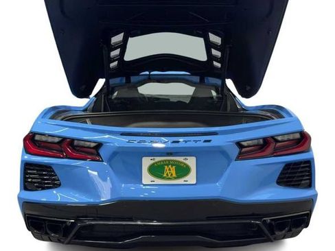 Used 2025 Chevrolet Corvette Stingray Coupe w/ 1LT RWD image 9