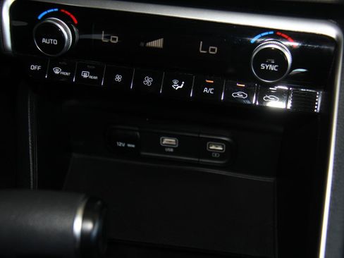 Used 2024 Kia K5 GT-Line w/ GT-Line Premium Package FWD image 19