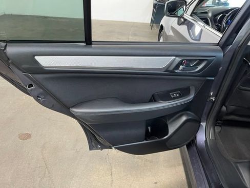 Used 2016 Subaru Legacy 2.5i Premium w/ Moonroof Package AWD/4WD image 19