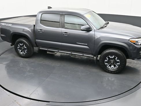 Used 2021 Toyota Tacoma TRD Off-Road image 26