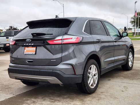 Used 2024 Ford Edge SEL image 6