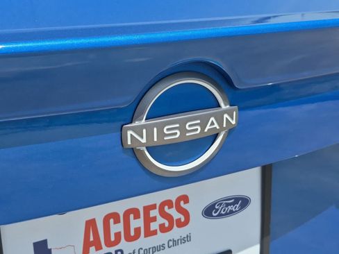 Used 2025 Nissan Sentra SR w/ SR Premium Package FWD image 30