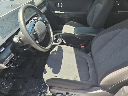 Certified 2024 Hyundai Ioniq 5 SEL RWD image 2
