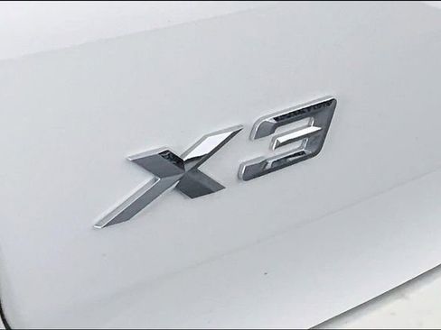 Used 2024 BMW X3 sDrive30i w/ Premium Package image 30
