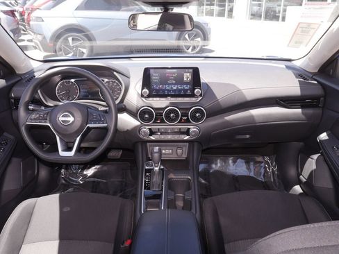 Used 2025 Nissan Sentra SV FWD image 37