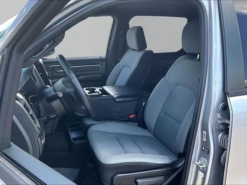 Used 2022 RAM 1500 4x4 Crew Cab image 26