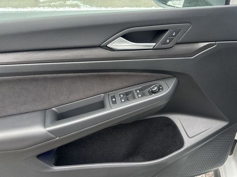 Used 2024 Volkswagen GTI S image 11