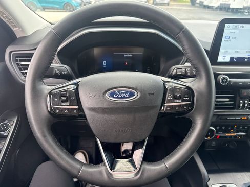 Used 2023 Ford Escape Active w/ Cold Weather Package image 41