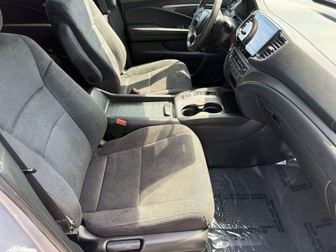 Used 2022 Honda Pilot Sport image 29