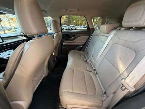 Certified 2022 Lincoln Corsair FWD w/ Equipment Group 101A image 16