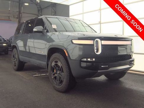 Used 2023 Rivian R1S Adventure image 4