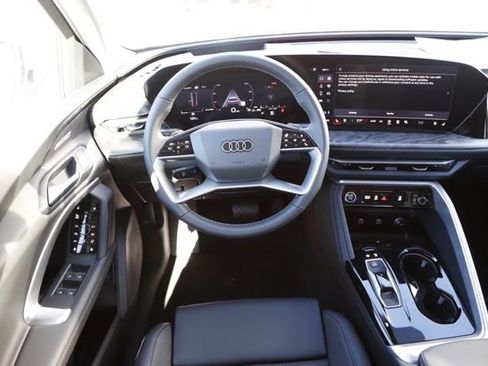 New 2025 Audi Q5 Premium Plus image 20