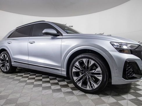 Used 2025 Audi Q8 Prestige image 3